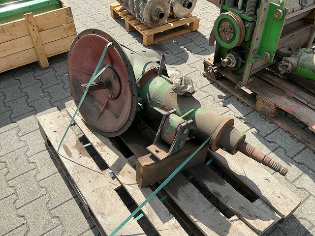 John deere onderdelen voor 6000 / 7000-serie zelfrijdende veldhakselaars – circa 10 pallets - afbeelding 17 van  36