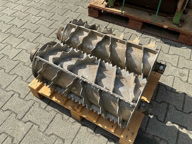 John deere onderdelen voor 6000 / 7000-serie zelfrijdende veldhakselaars – circa 10 pallets - afbeelding 32 van  36