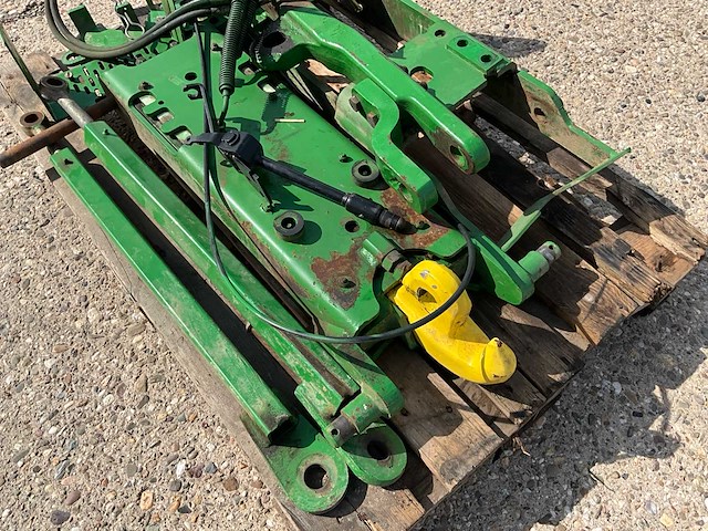 John deere pick-up hitch / ondertrekhaak - afbeelding 8 van  9