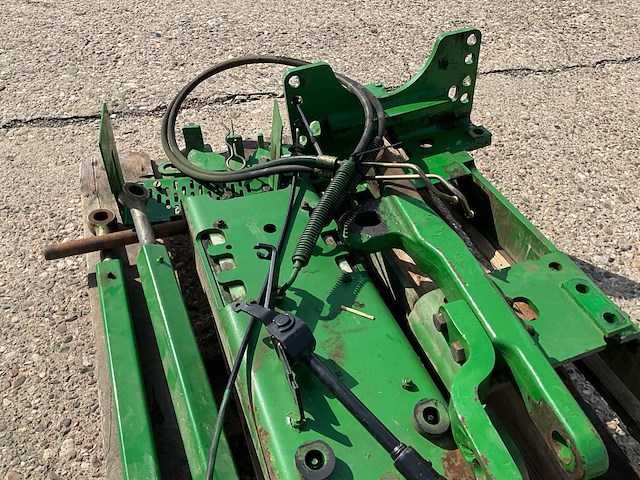 John deere pick-up hitch / ondertrekhaak - afbeelding 9 van  9