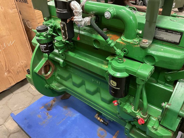 John deere powertech 6,8 liter dieselmotor - afbeelding 8 van  11