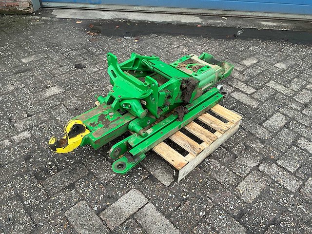 John deere puckup hitch 6000 r serie - afbeelding 1 van  8
