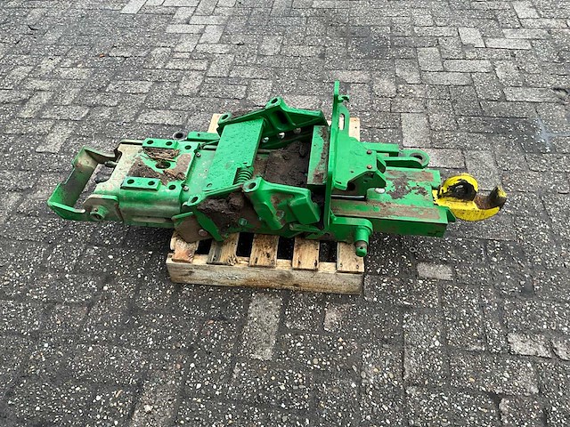 John deere puckup hitch 6000 r serie - afbeelding 2 van  4