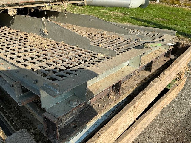 John deere t-660 maaidorser zevenpakket - afbeelding 5 van  8