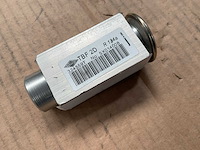 John deere tbf 2d expansion valve - afbeelding 2 van  4