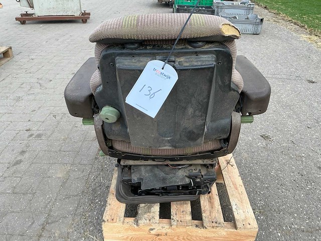John deere tractor stoel - afbeelding 3 van  5