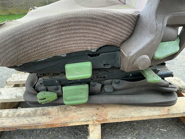 John deere tractor stoel - afbeelding 5 van  5