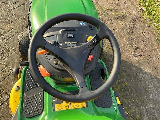 John deere x155r grasmaaier - afbeelding 2 van  22