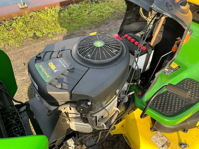 John deere x155r grasmaaier - afbeelding 11 van  22