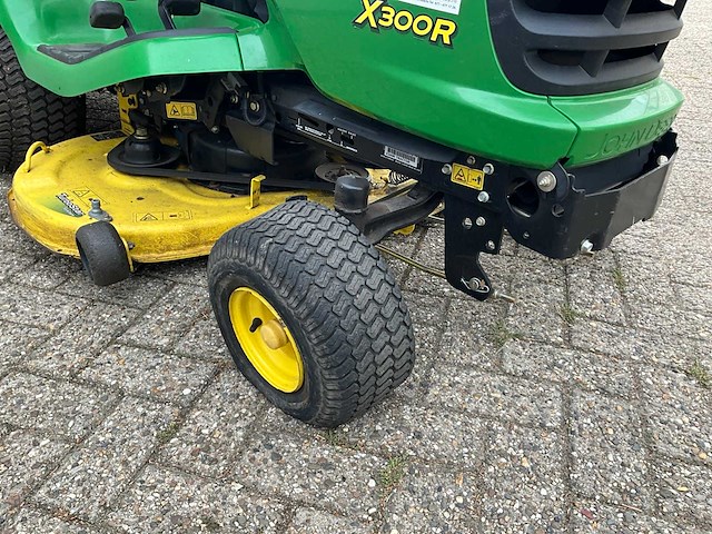John deere x300r zitmaaier - afbeelding 5 van  14