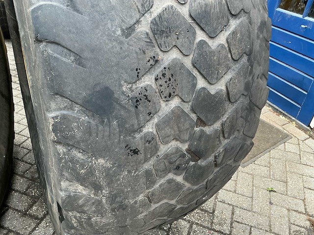 John deere zf 8 gaats band en velgen set - afbeelding 7 van  10