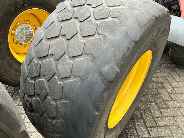 John deere zf 8 gaats band en velgen set - afbeelding 8 van  10