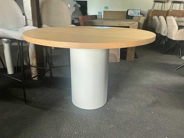 John eetkamertafel rond 120cm - afbeelding 3 van  3