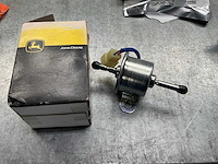 Johndeere brandstofpomp - afbeelding 1 van  3