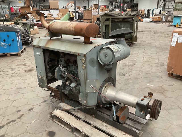 Johndeere dieselmotor - afbeelding 1 van  8