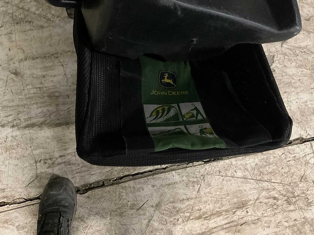 Johndeere r47ve grasmaaier - afbeelding 4 van  7