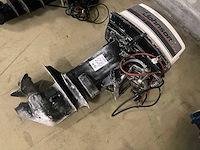 Johnson - 30 pk - buitenboordmotor - afbeelding 2 van  5