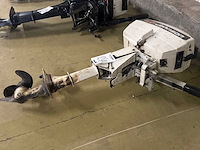 Johnson - 4 pk - buitenboordmotor - afbeelding 2 van  5