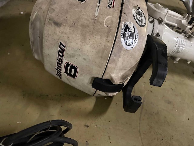 Johnson - 4-takt - 6 pk - buitenboordmotor - afbeelding 4 van  7