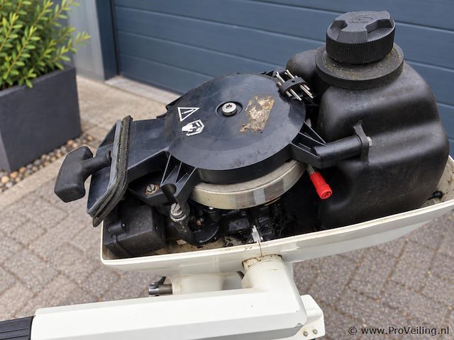 Johnson 4 pk buitenboordmotor - afbeelding 2 van  3