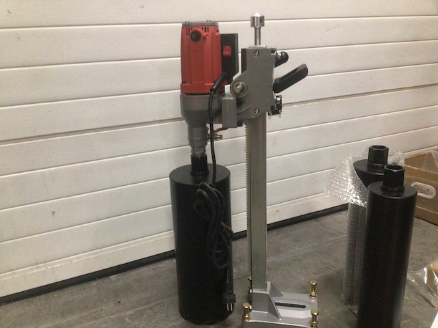 Johnson js-160 diamantboormachine met boorstatief - afbeelding 9 van  13