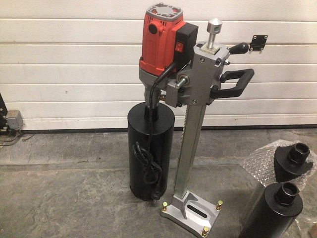 Johnson js-160 diamantboormachine met boorstatief - afbeelding 13 van  13