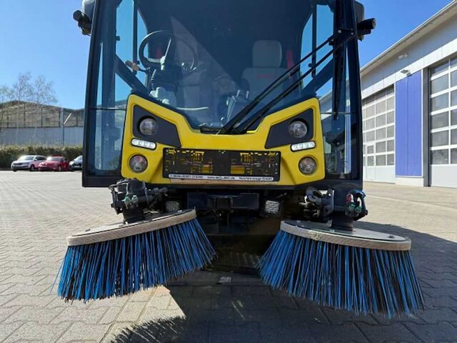 Johnston c202 - 2020 - compacte veegmachine - straatveegmachine - afbeelding 8 van  11