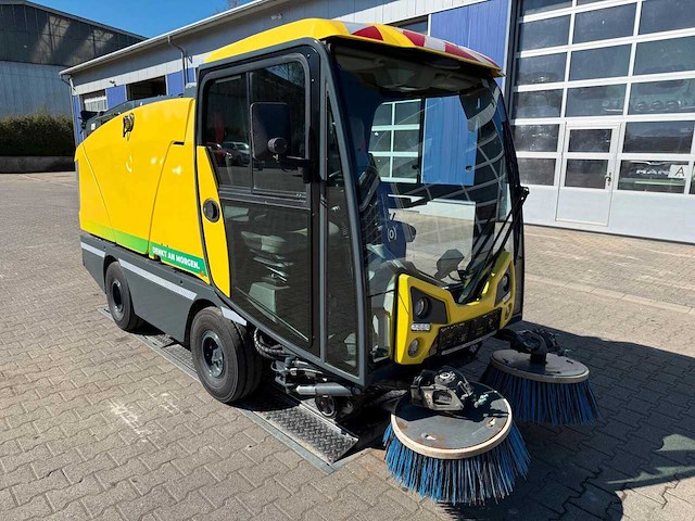 Johnston c202 - 2020 - compacte veegmachine - straatveegmachine - afbeelding 22 van  25