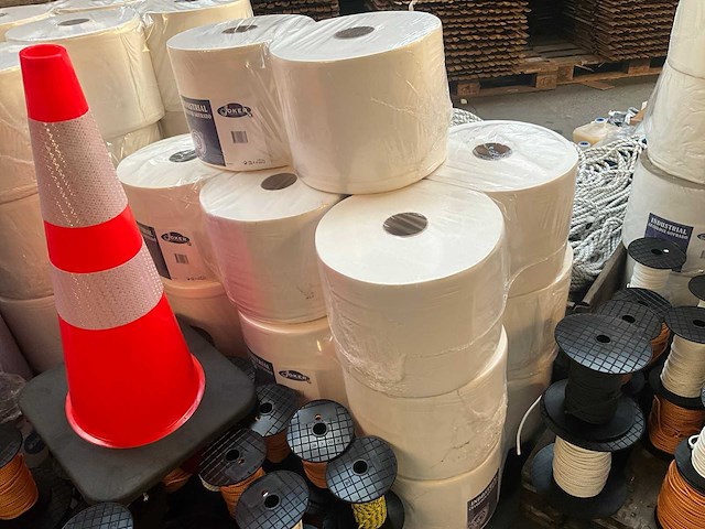 Joker gold l+ - industrieel poetspapier - papierrol (20x) - afbeelding 4 van  5