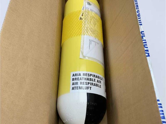 Jonassohn 6l 300 bar self-rescue breathing air tank for maritime and industrial use - afbeelding 1 van  5