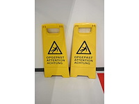 Jonesco jbx 80 mobiele kunststof veiligheids werkplaatskist met inhoud veiligheidspreventie middelen - afbeelding 7 van  8