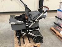 Joolz kinderwagen en autostoel - afbeelding 1 van  7