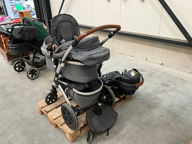 Joolz kinderwagen en autostoel - afbeelding 2 van  7