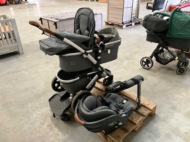 Joolz kinderwagen en autostoel - afbeelding 3 van  7