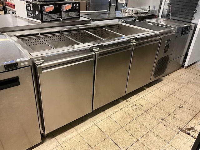 Jordao - estatica 800 3p sls - koelwerkbank met koelbak - afbeelding 1 van  10