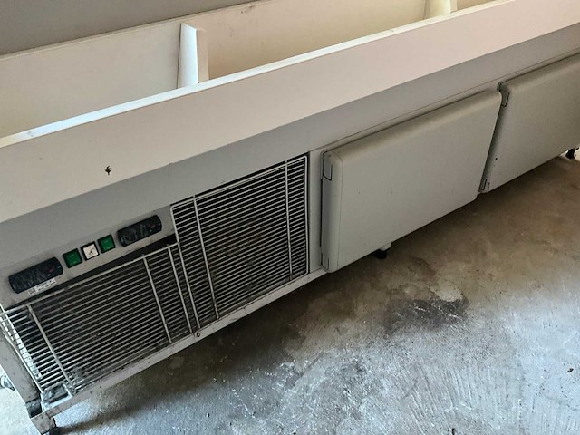 Jordao daisy rvt inbouw snackvitrine - afbeelding 5 van  10