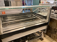 Jordao schepijsvitrine - afbeelding 8 van  9