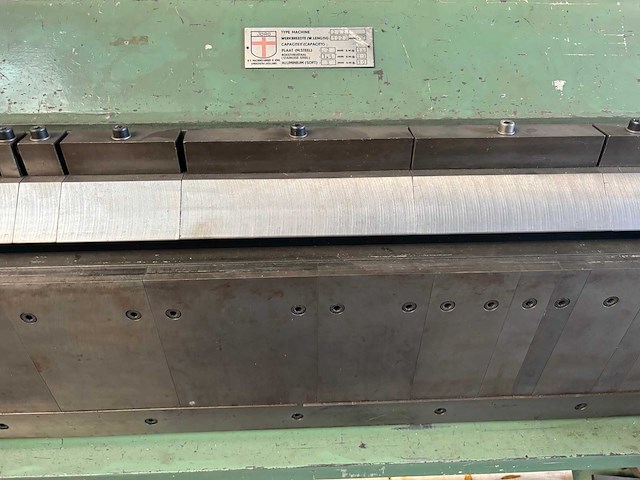 Jorg - 2021 - zetbank - afbeelding 2 van  11