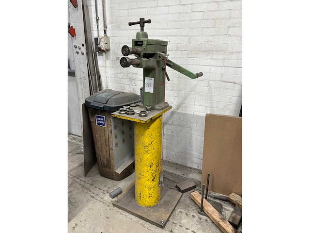 Jorg 5310 felsmachine handbediend - afbeelding 2 van  7