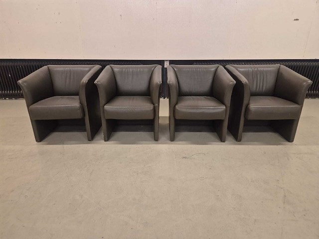 Jori - design - fauteuils - arm chairs (4x) - afbeelding 1 van  9