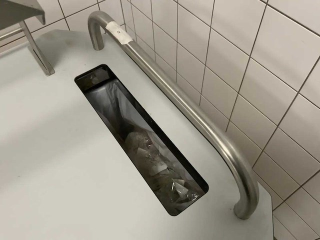 Jos ten berg - mark ll - elektrisch aangedreven gekoelde serveerwagen - afbeelding 8 van  11