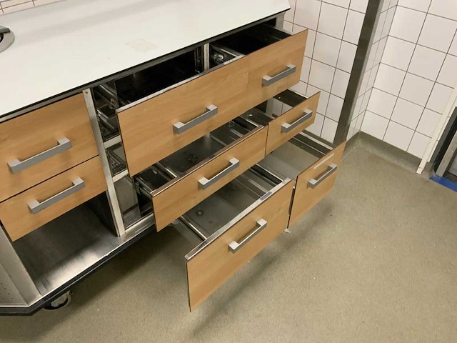 Jos ten berg - mark ll - elektrisch aangedreven gekoelde serveerwagen - afbeelding 4 van  11