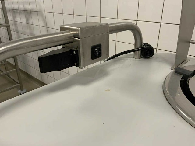 Jos ten berg - mark ll - elektrisch aangedreven gekoelde serveerwagen - afbeelding 8 van  11