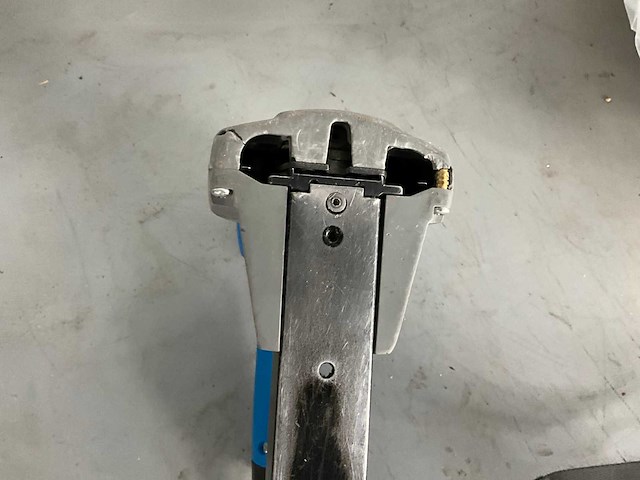 Josef khilberg a560 pneumatische tacker - afbeelding 4 van  4
