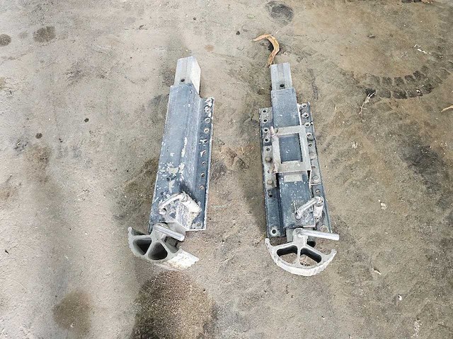 Jost - alimunium 80 cm max 144 cm - steun poten - afbeelding 1 van  4