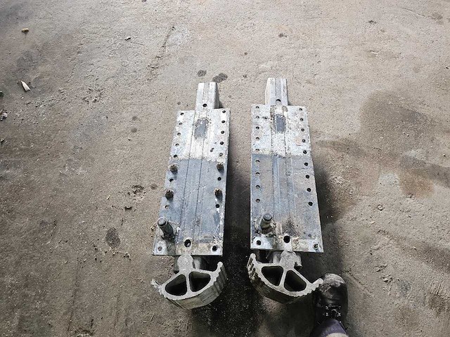 Jost - alimunium 80 cm max 144 cm - steun poten - afbeelding 4 van  4