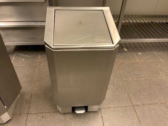 Josto rvs pedaalemmer prullenbak - afbeelding 2 van  6