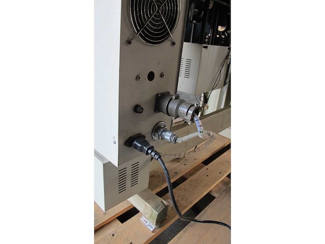 Jp-60-s - ultrasone kant naaimachine - afbeelding 3 van  11