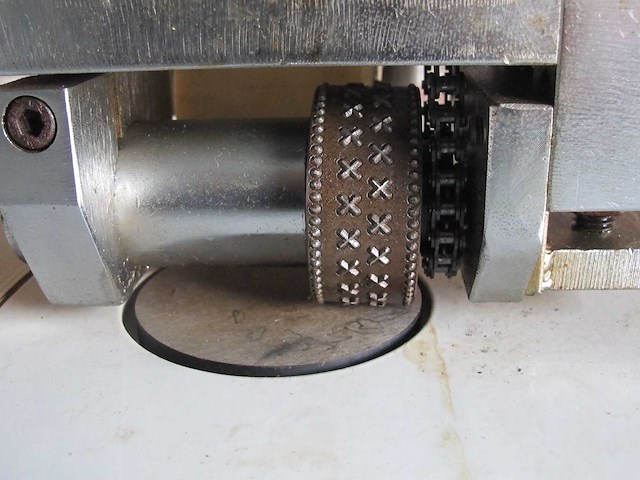 Jp-60-s - ultrasone kant naaimachine - afbeelding 10 van  11