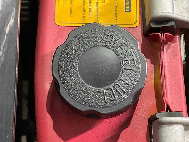 Jpc - 2025 - ht12 - minigraafmachine met grondboor - afbeelding 19 van  28
